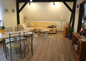 Unclassified image, 5 of 14, button - Apartment Nordstadt (Forst (Lausitz))