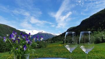 Family Cabin, Private Bathroom (with sleeping loft) | Exterior