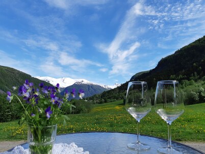 Eidsdal Camping og Feriehus