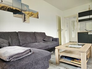 TV - Terrace apartment Strandlust - Holiday apartment Strandlust (Wangerland)