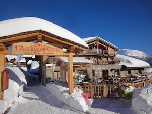 Front of property - Chalet l'accroche coeur (Montvalezan)