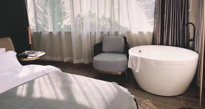 LIA HOTEL