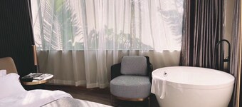 LIA HOTEL