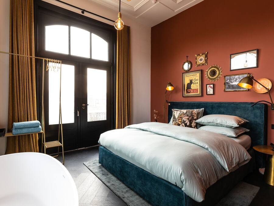 Romantic Double Room | Premium bedding, pillowtop beds, individually decorated