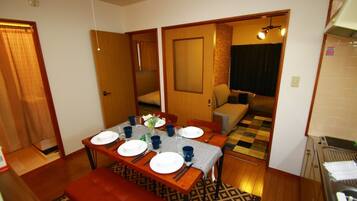 公寓, 2 间卧室 | 客房内用餐