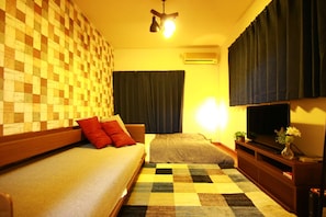 2 Bedrooms Apartment | Living area