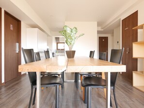 Living area - Comfybed Yoyogi (Tokyo)