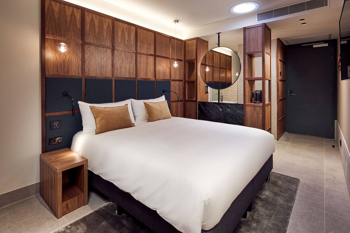 Comfort Double Room, No Windows | Egyptian cotton sheets, premium bedding, in-room safe, soundproofing