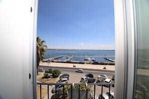 Estudio, vistas al mar | Vistas del balcón