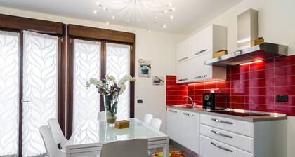 Apartamento nuevo de 4 dormitorios y 4 baños.
