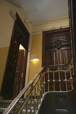 Staircase - Primavera (Amadora)