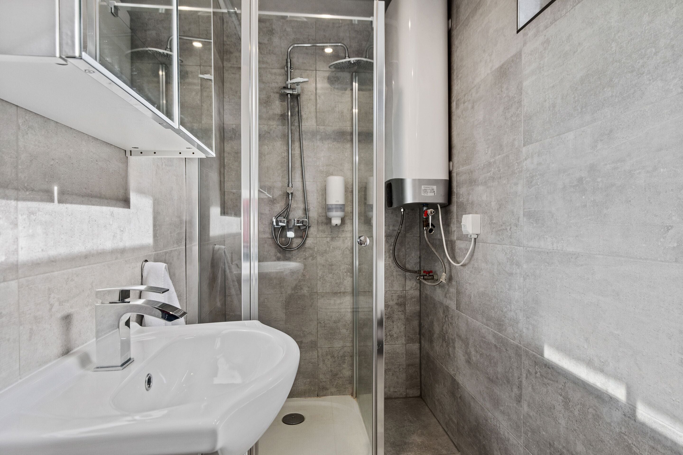 Comfort-Ferienhütte | Badezimmer | Handtücher