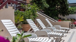 Terrace/patio - Villa - Apartment III (4 + 2); Salt water pool, air conditioning, wi fi (Vodnjan)
