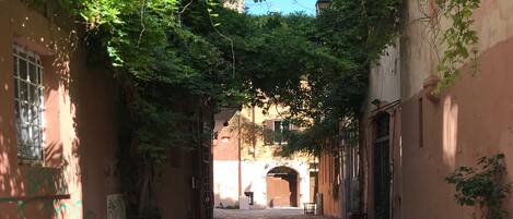 Enceinte de l’hébergement