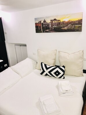 1 camera, ferro/asse da stiro, Wi-Fi, lenzuola