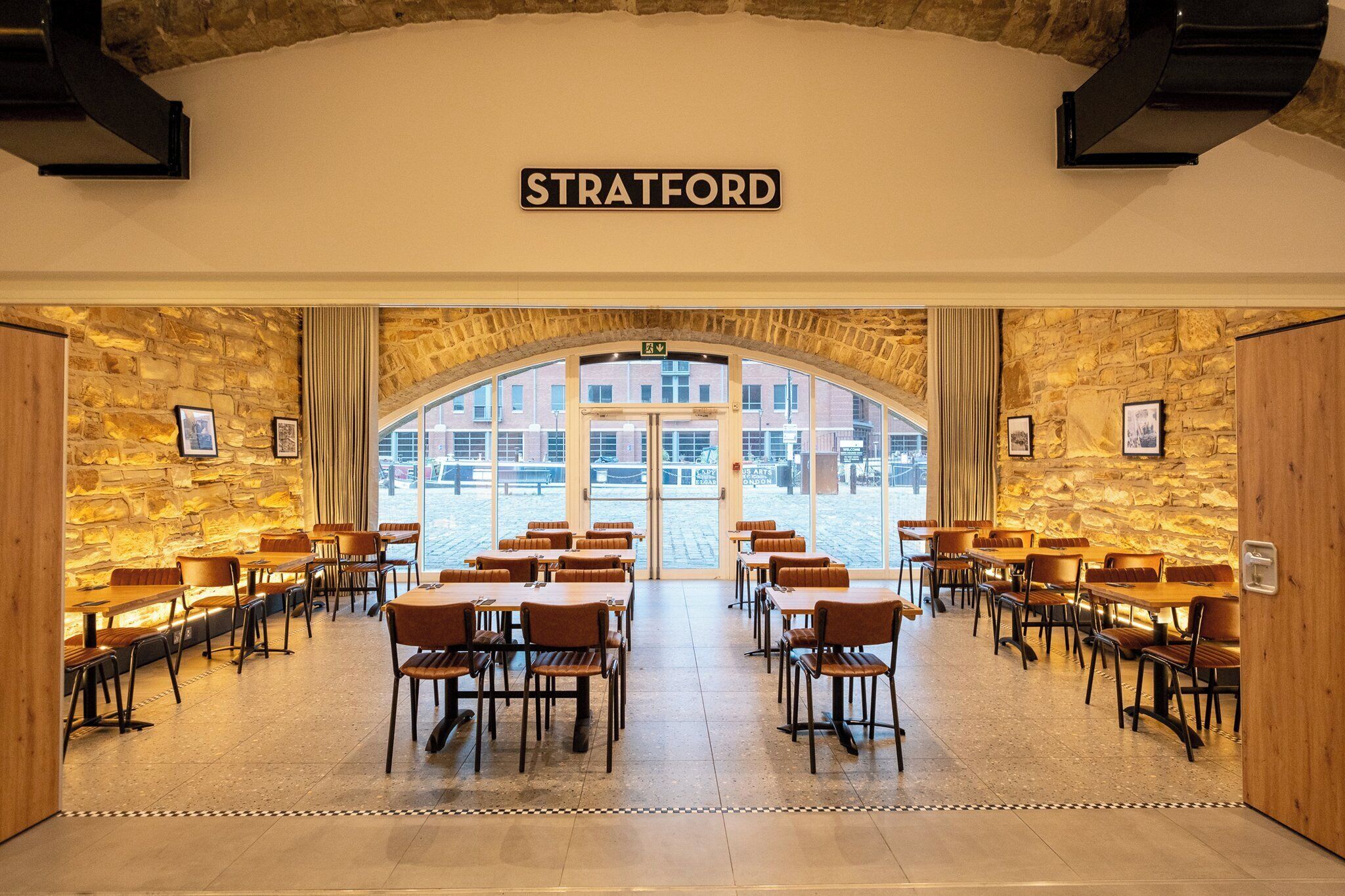 Daily full breakfast (GBP 12 per person)