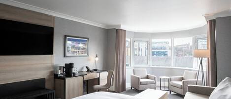 In-room safe, desk, laptop workspace, soundproofing