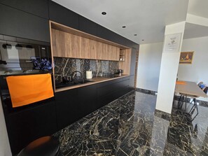 Microwave, oven, dishwasher, electric kettle