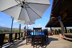 Local and international cuisine - Nakhaohorm Farming Resort (Luang Prabang)