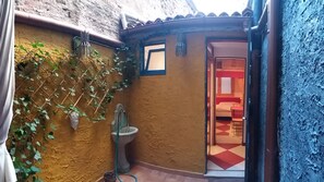 1 quarto, ferros/tábuas de passar roupa, Wi-Fi de cortesia