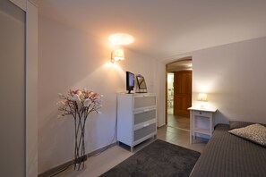 LÀgenhet | 2 sovrum, strykjÀrn/strykbrÀda, gratis wi-fi och sÀngklÀder