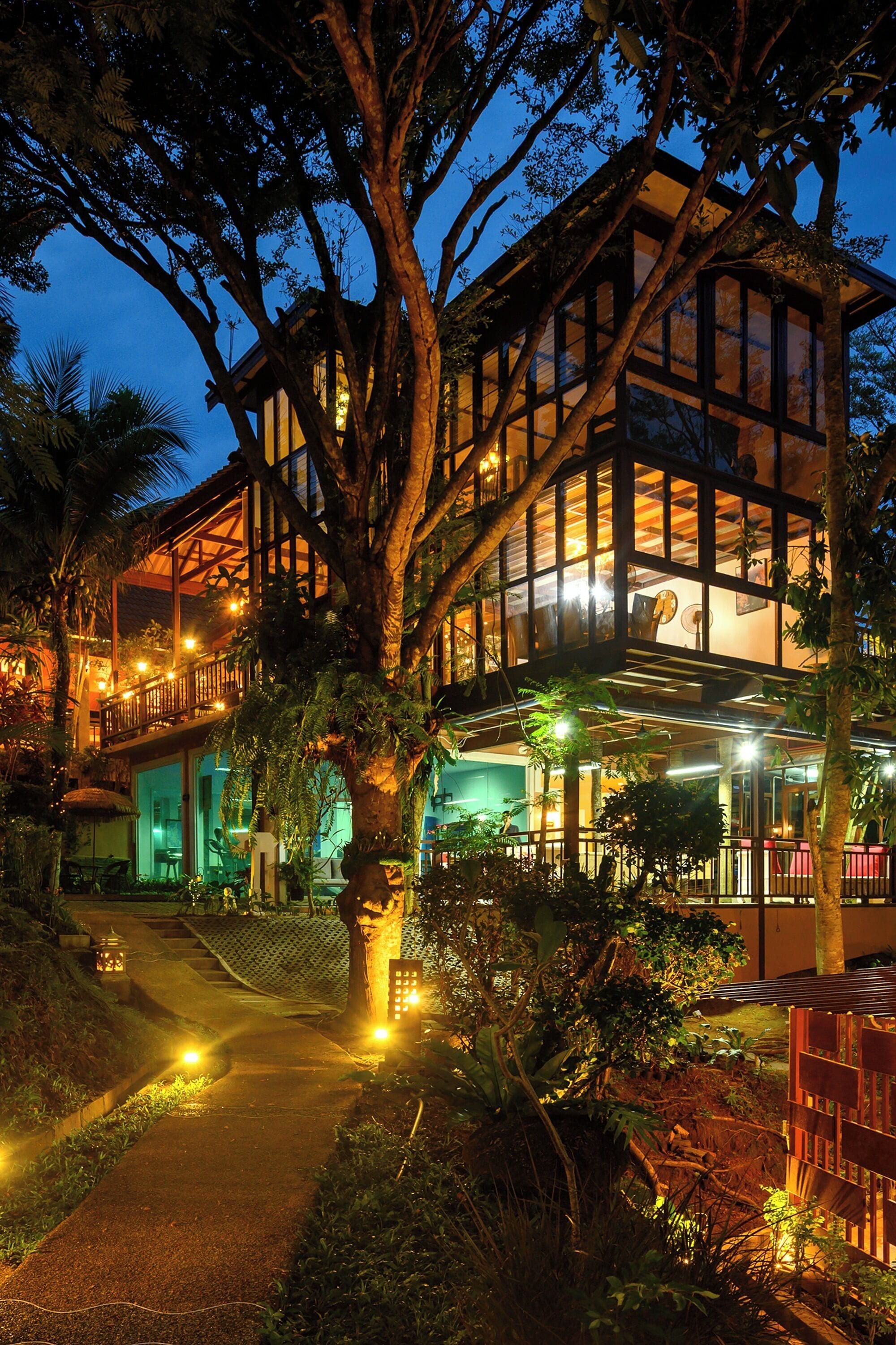 Fachada de la propiedad