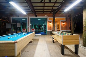 Front of property - Thai Modern Resort & Spa "newly Renovated" by Zuzu (Chalong)