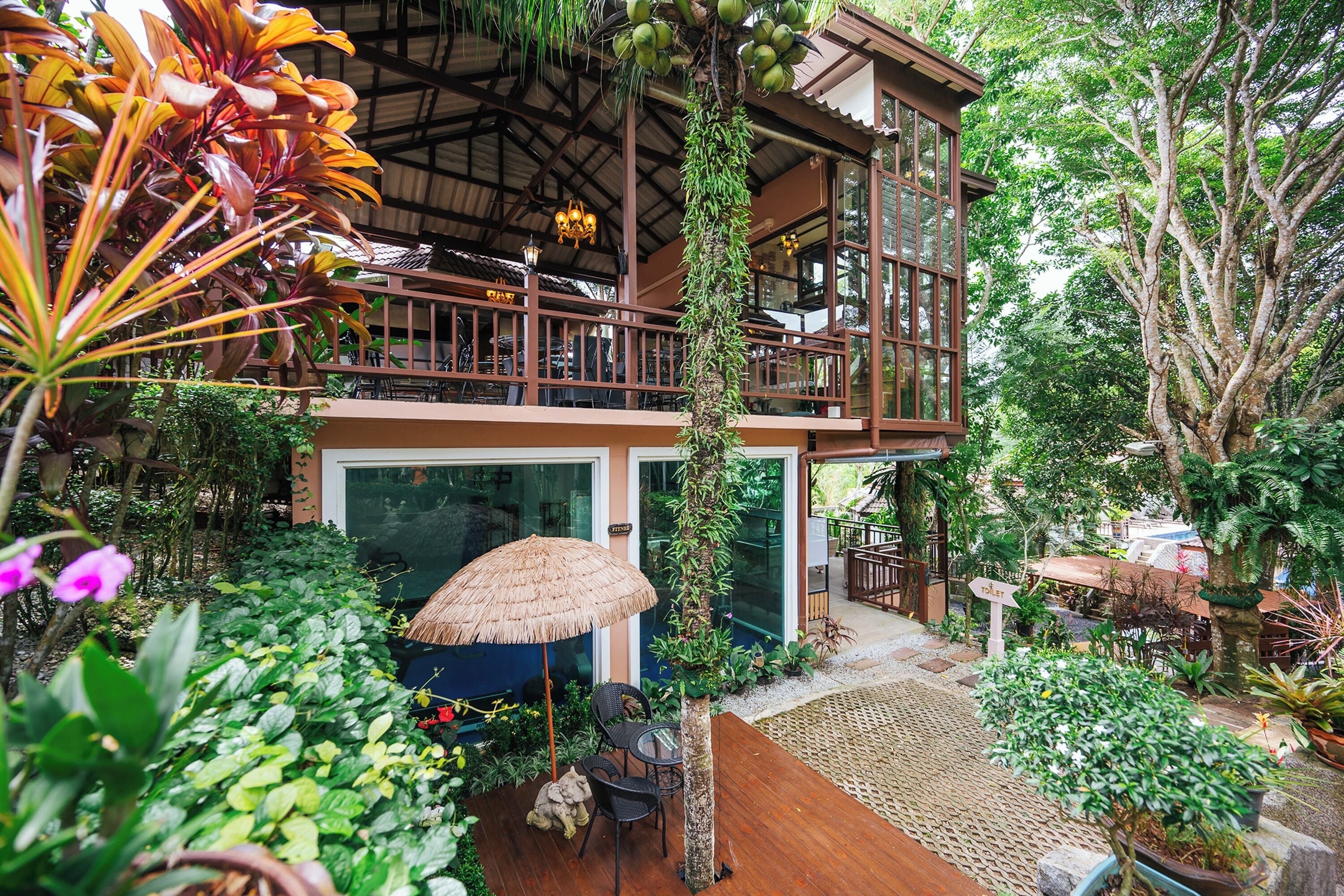 Fachada de la propiedad