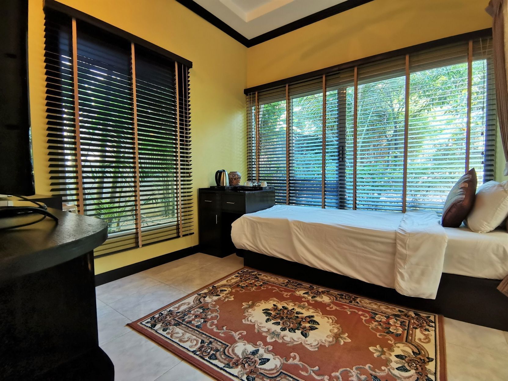 Frigobar, escrivaninha, cortinas blackout, Wi-Fi de cortesia