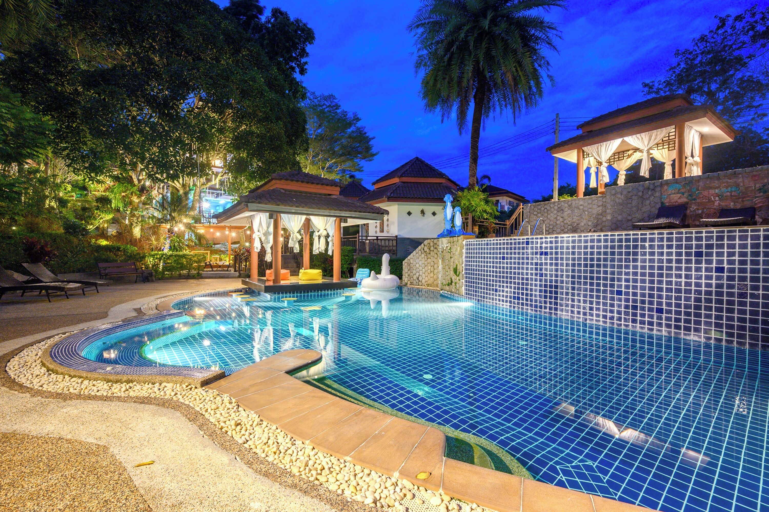 Indoor pool, outdoor pool