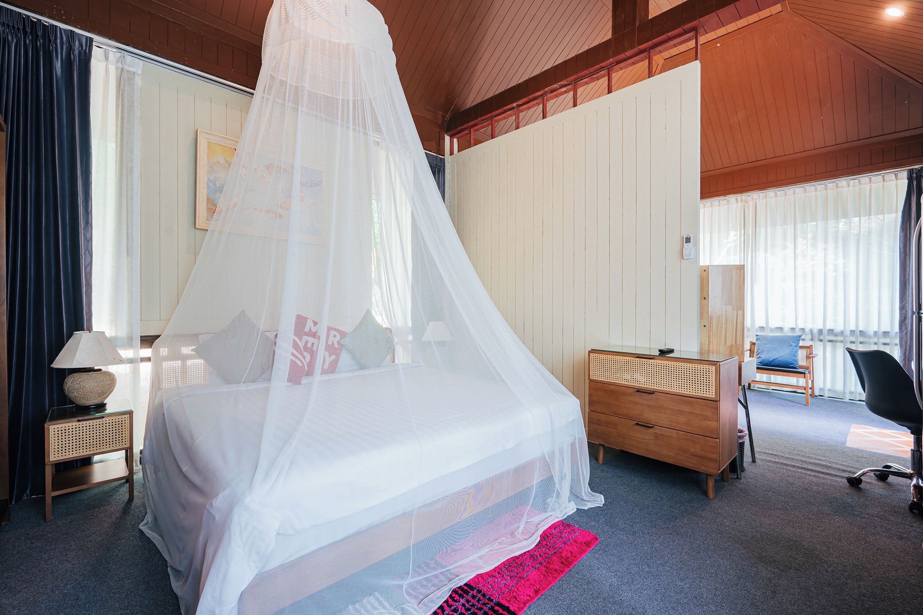 Premier Modern Villa | Minibar, escritorio, cortinas blackout y wifi gratis 