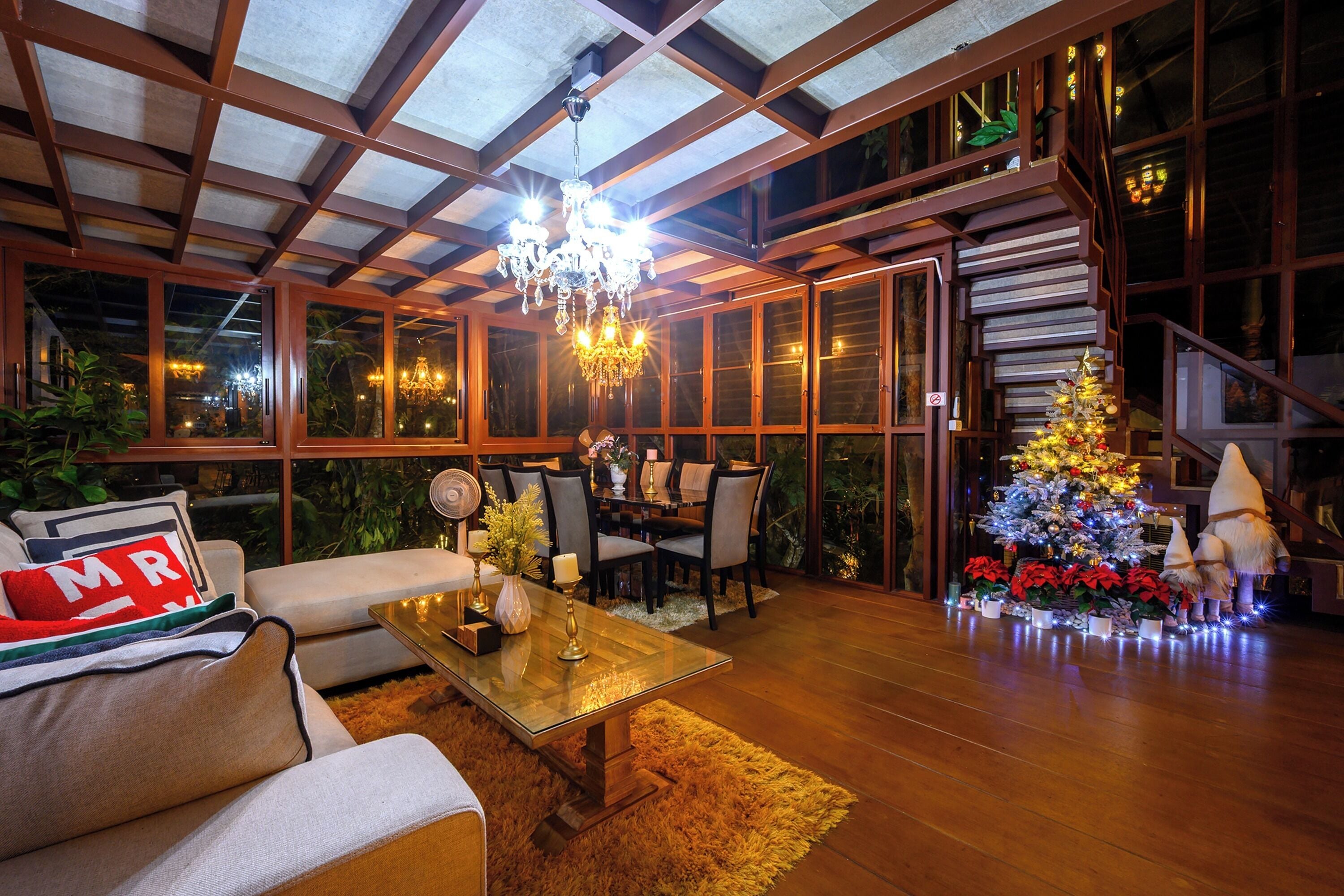 ด้านหน้าที่พัก