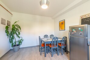 Apartamento | Área de estar | TV LCD 40 polegadas com canais digitais, TV