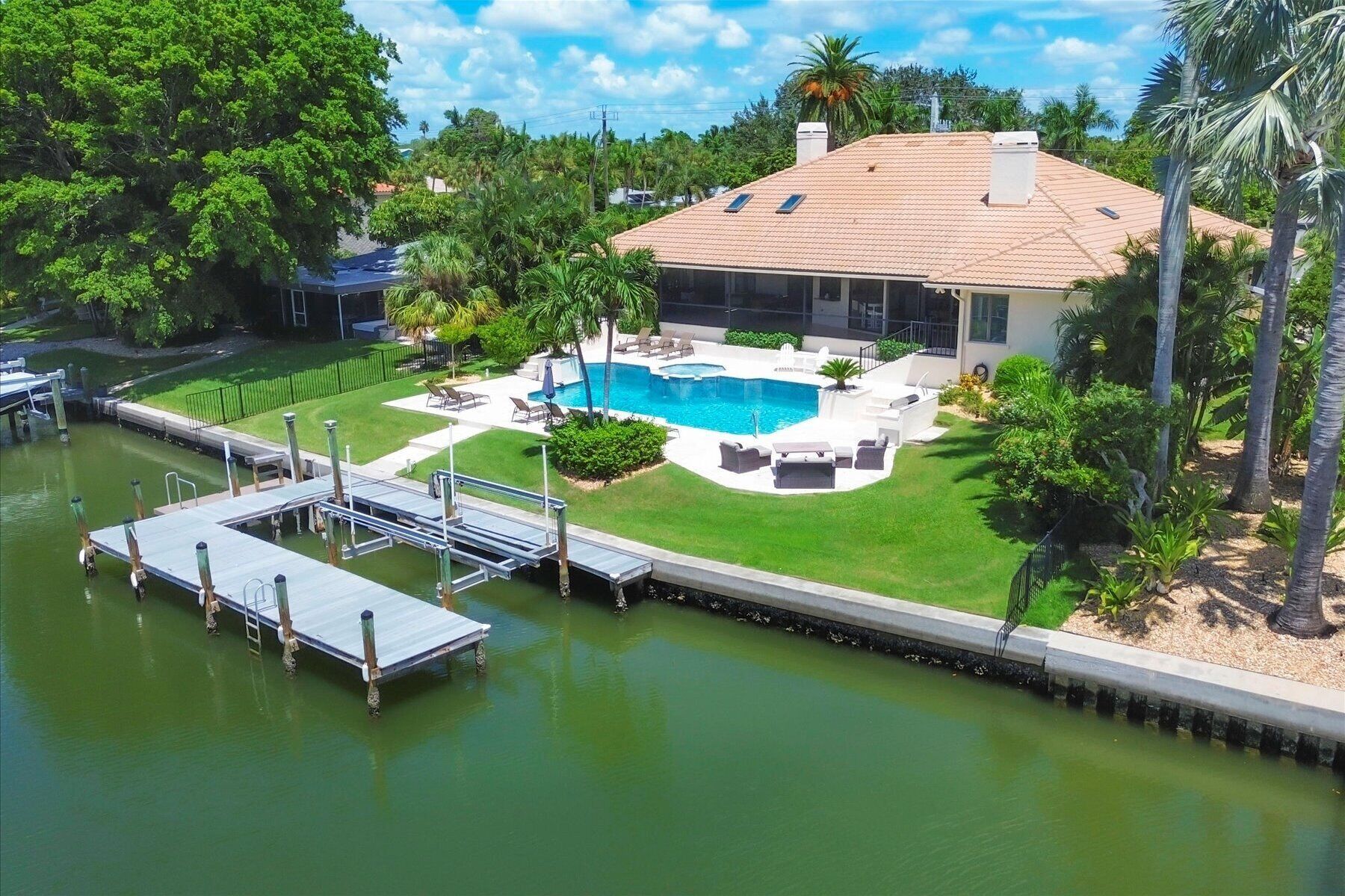 Et oppvarmet basseng