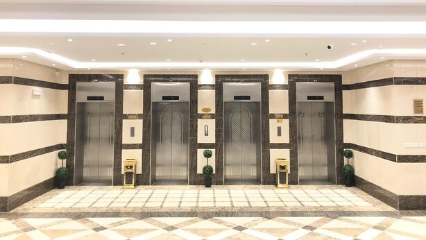 Ảnh chưa phân loại, 1 trong số 20 ảnh, nút
