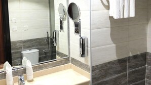 Ảnh chưa phân loại, 2 trong số 20 ảnh, nút