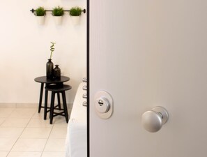 Apartamento City (SSA 6) | Zona de estar | Una televisión de pantalla plana