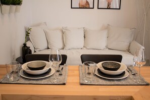 Appartement Ville (SSA 6) | Aire de séjour | Téléviseur à écran plat