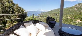 Villa vue sur mer Exceptionnelle à Campomoro, 6 personnes, plage à proximité