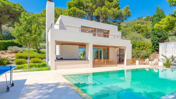 Unclassified image, 1 of 18, button - "Villa Irina in Begur: Luxury and Sea Views Near the Beach" (Begur)