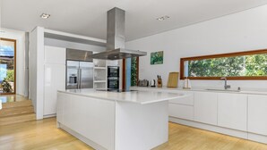 Unclassified image, 5 of 18, button - "Villa Irina in Begur: Luxury and Sea Views Near the Beach" (Begur)