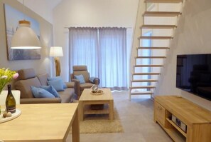 Fernseher, Stereoanlage