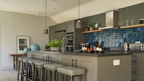 The Stables | Private kitchen - The Stables (Cirencester)
