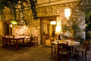 Food court - Vallias House (Rethymno)