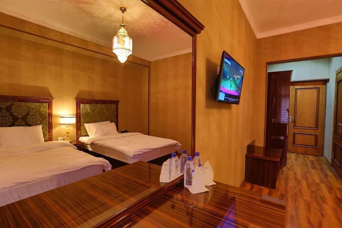 Habitació amb dos llits individuals | 1 dormitori, caixa forta a l'habitació, wifi gratuïta i roba de llit