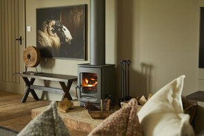 Old Hay Barn | Living area
