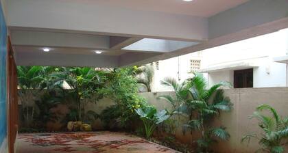 Lloyds Guest House , Krishna street , T. Nagar