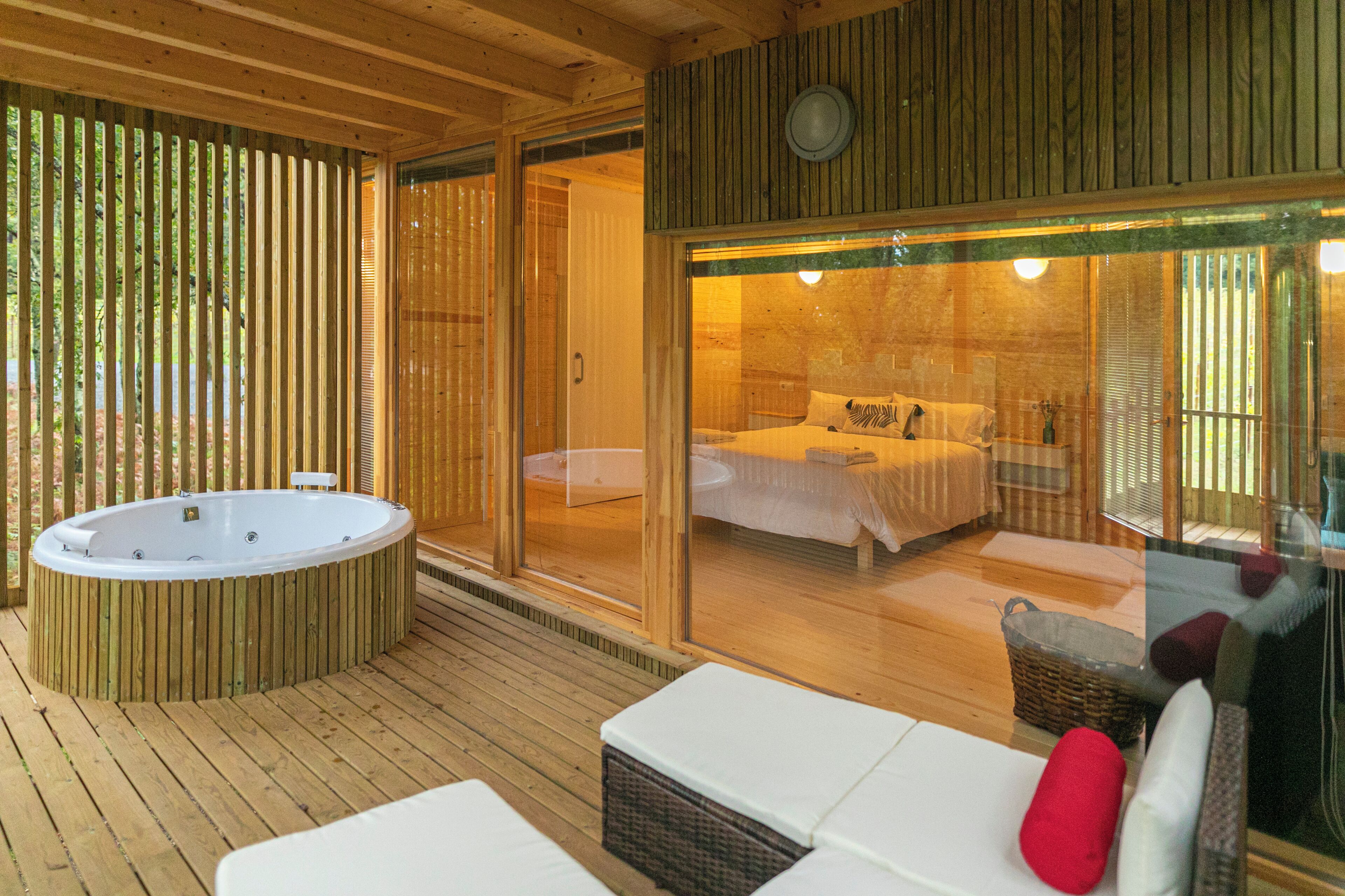 Cabin, Hot Tub, Vineyard View | 1 bedroom, free cribs/infant beds, free WiFi, bed sheets