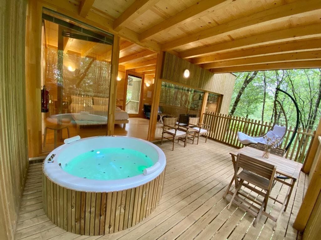 Cabaña, bañera de hidromasaje, vistas al viñedo | Terraza o patio