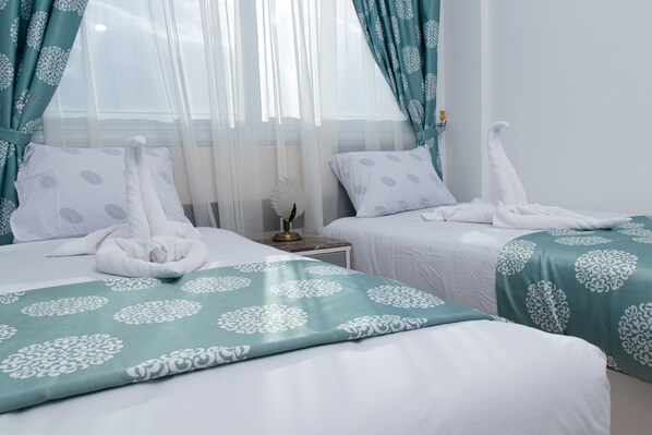 1 bedroom, internet, bed sheets